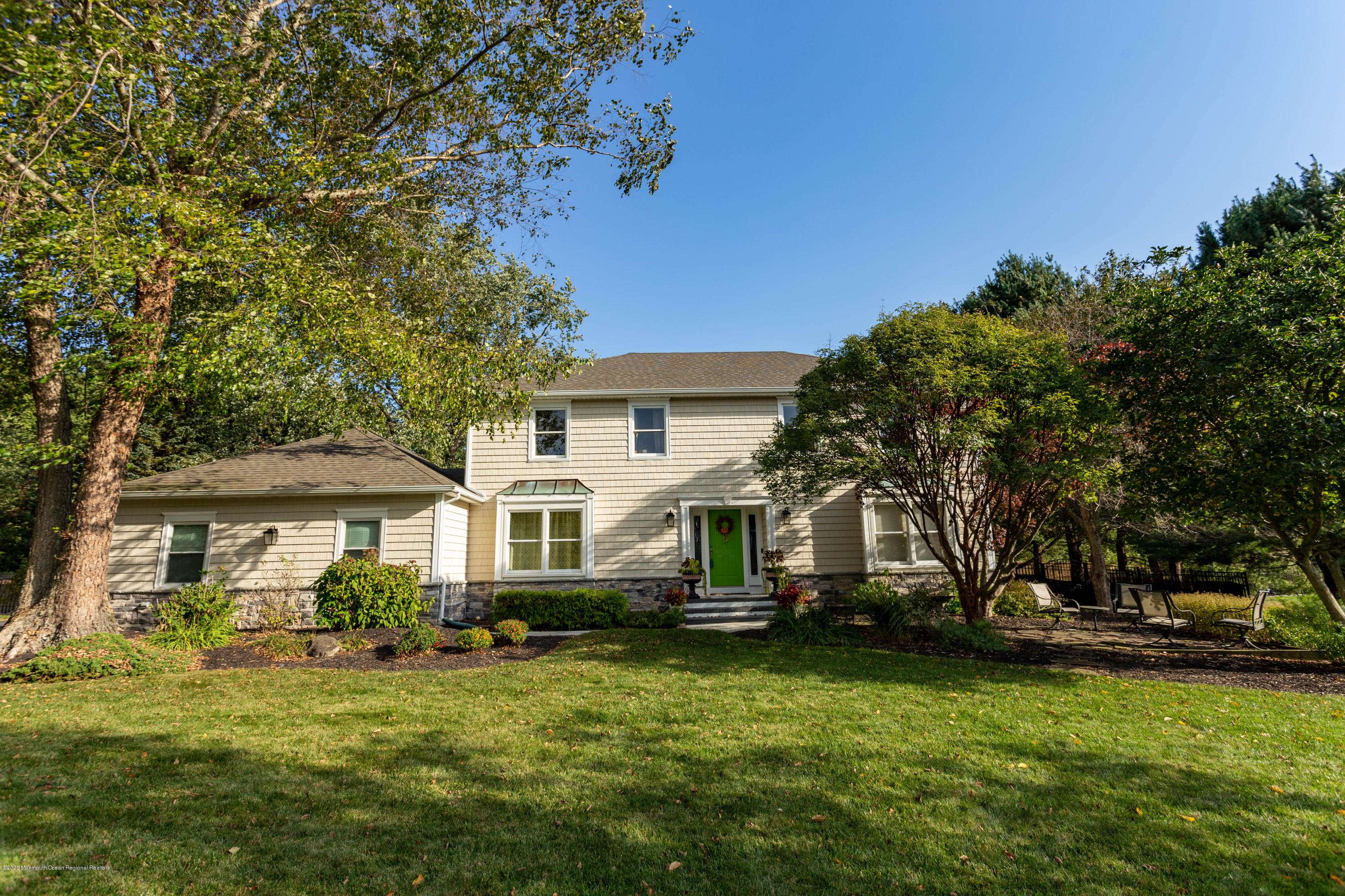 42 Blevins Avenue, Middletown, NJ 07748
