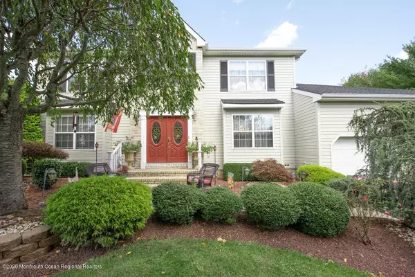 5 Macintosh Court, Jackson, NJ 08527