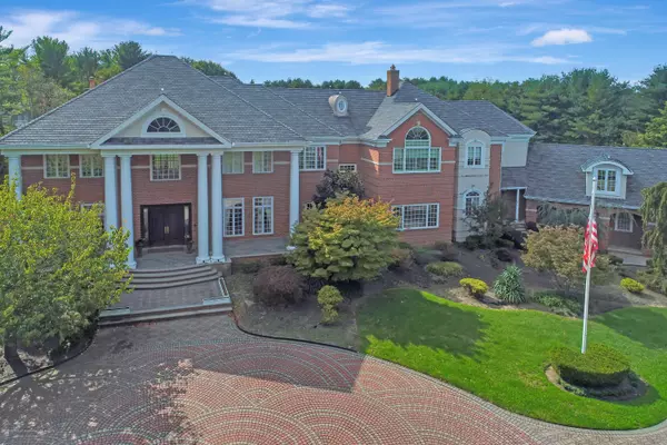 Colts Neck, NJ 07722,1 Laredo Drive