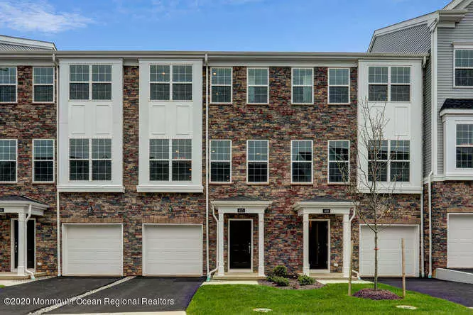 107 Emerald Drive, Branchburg, NJ 08876