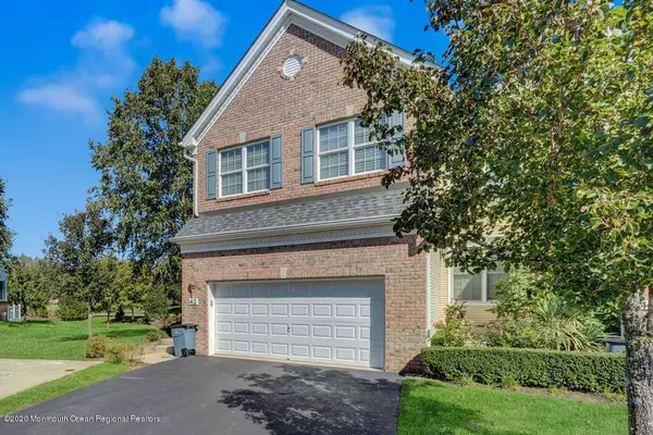 Manalapan, NJ 07726,42 Deepwater Circle