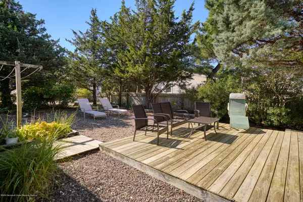 Surf City, NJ 08008,312 N 3rd Street