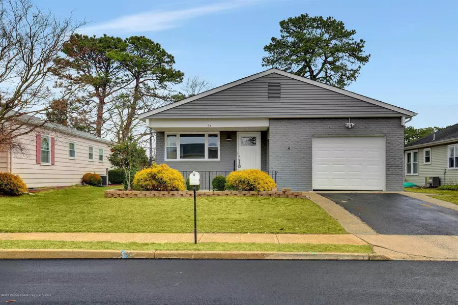 24 Ramona Drive, Toms River, NJ 08757