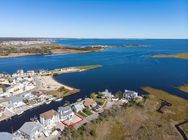 Lanoka Harbor, NJ 08734,1015 Clairmore Avenue