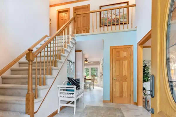 Eatontown, NJ 07724,24 Rozlyn Court