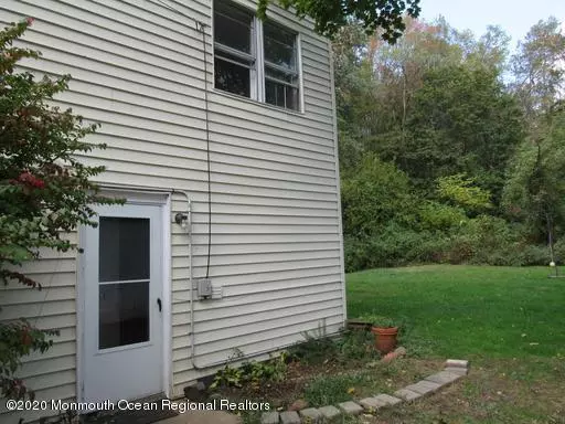 34 Farm Lane, Roosevelt, NJ 08555