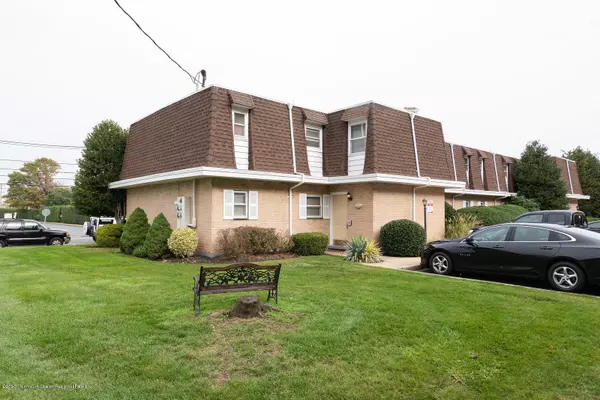 Highlands, NJ 07732,321323 Shore Drive #3