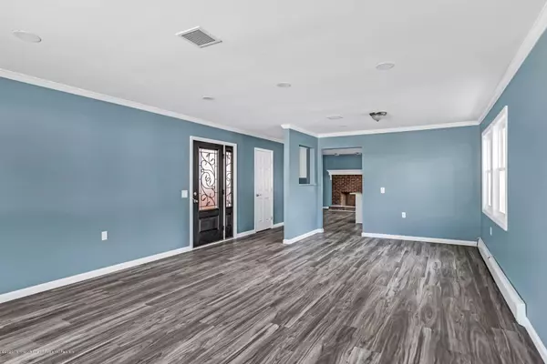 Toms River, NJ 08757,7 Tampa Lane