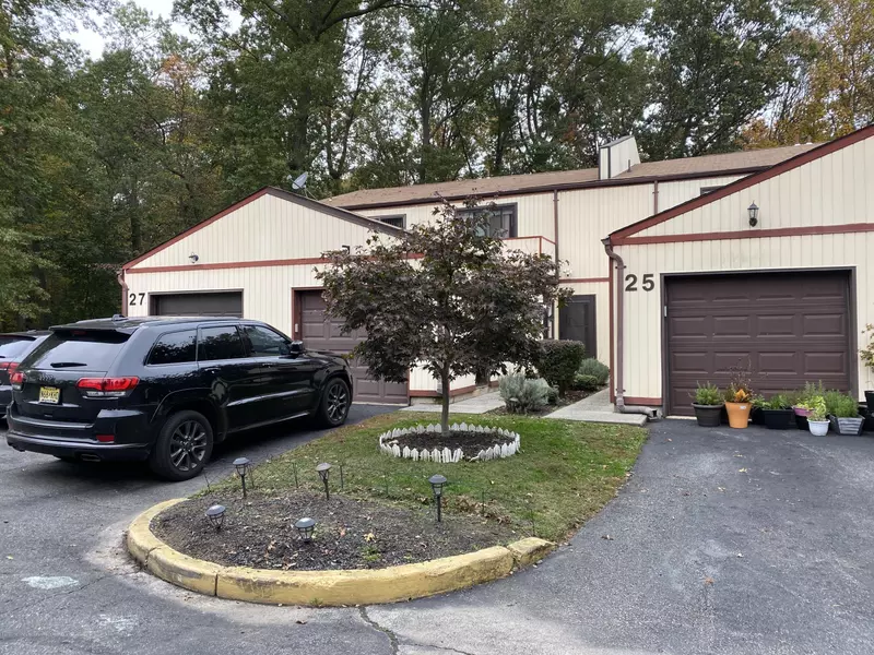 26 Ellen Heath Drive #26, Matawan, NJ 07747