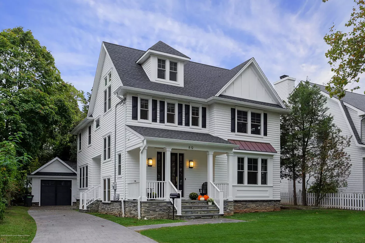 Rumson, NJ 07760,89 Black Point Road