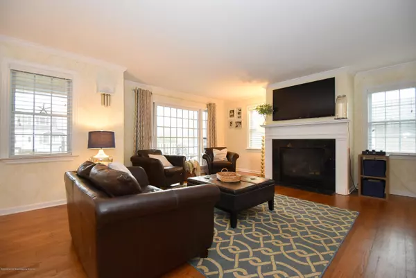 Wall, NJ 07719,2907 Hayes Street