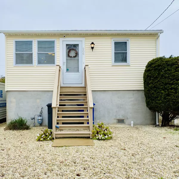 Ortley Beach, NJ 08751,206 Fort Avenue