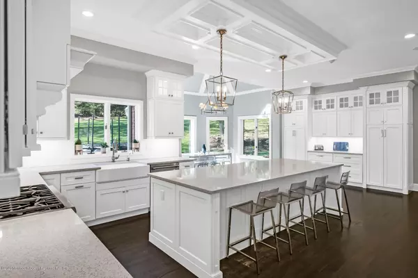 Fair Haven, NJ 07704,250 Buena Vista Avenue