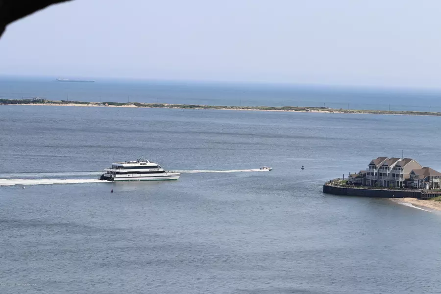 1 Hillside Road, Atlantic Highlands, NJ 07716