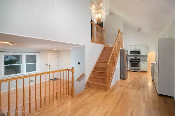 East Brunswick, NJ 08816,6 Bell Court