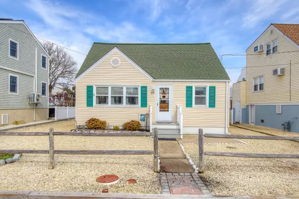 15 W 14th Street, Long Beach Twp, NJ 08008