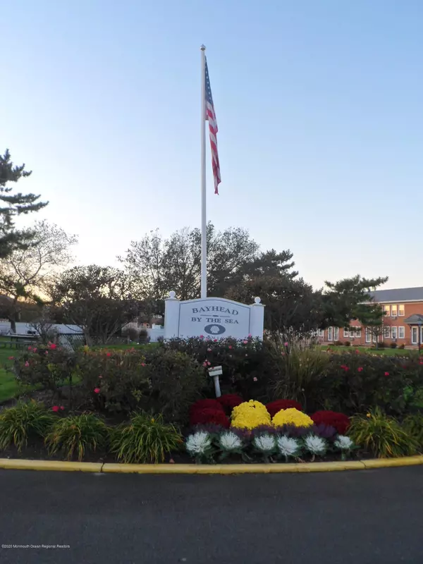 Point Pleasant Beach, NJ 08742,310 Maryland Avenue #32B