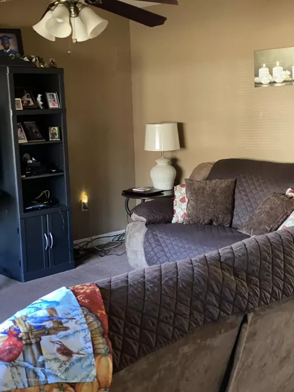 Lakehurst, NJ 08733,806 Cedar Street