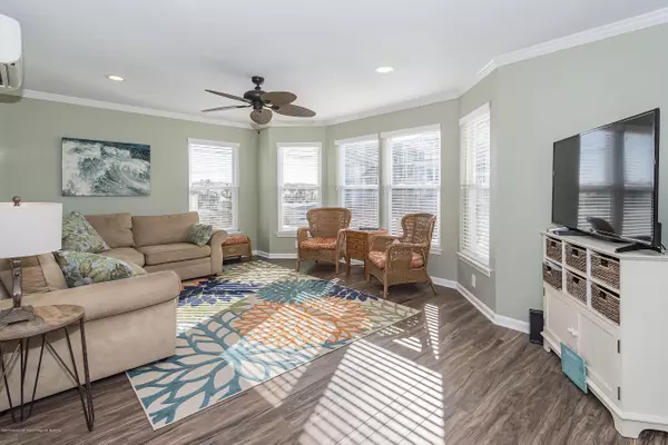 Long Beach Twp, NJ 08008,113 E New York Avenue