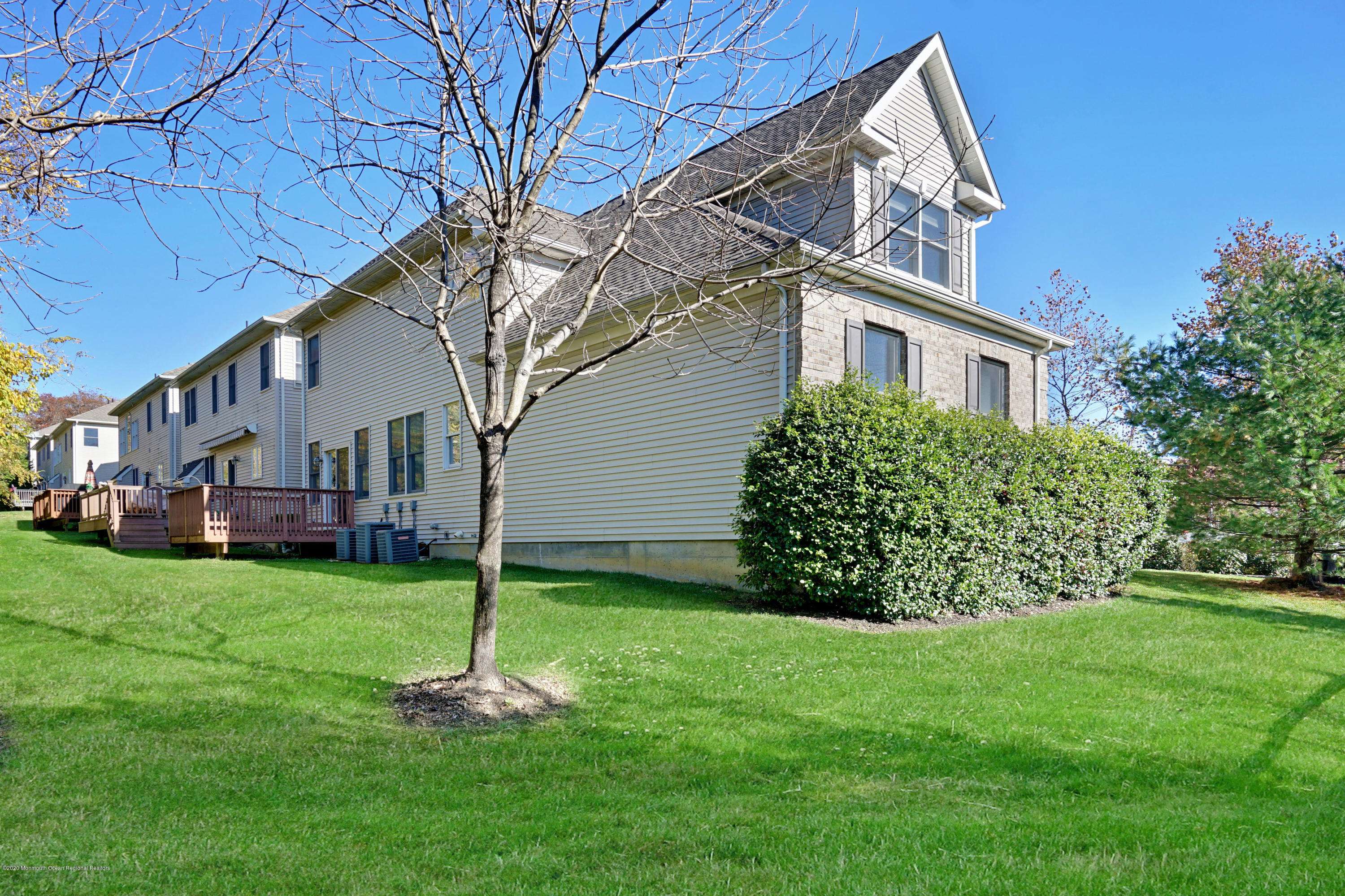 Atlantic Highlands, NJ 07716,1 Amanda Court