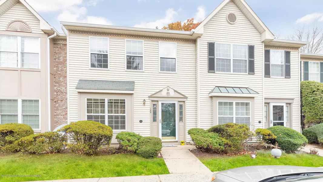 138 Gettysburg Lane, Holmdel, NJ 07733