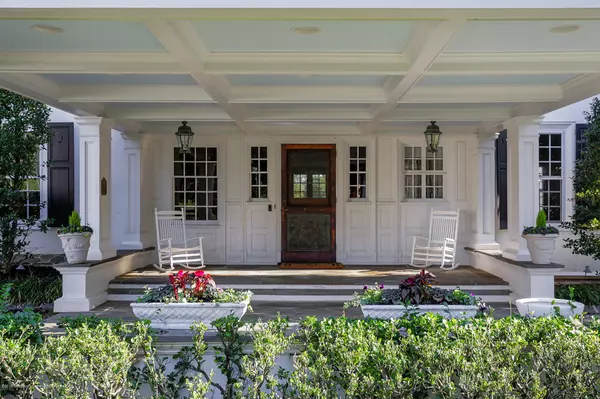 Rumson, NJ 07760,1 Allencrest Road