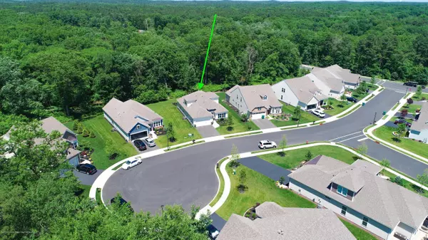 Farmingdale, NJ 07727,10 W Bonicelli Court