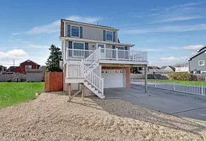 7 Saint Lawrence Avenue, Seaside Heights, NJ 08751