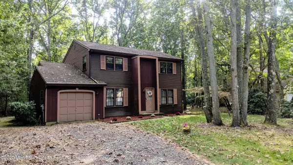 Medford, NJ 08055,15 Lightning Drive