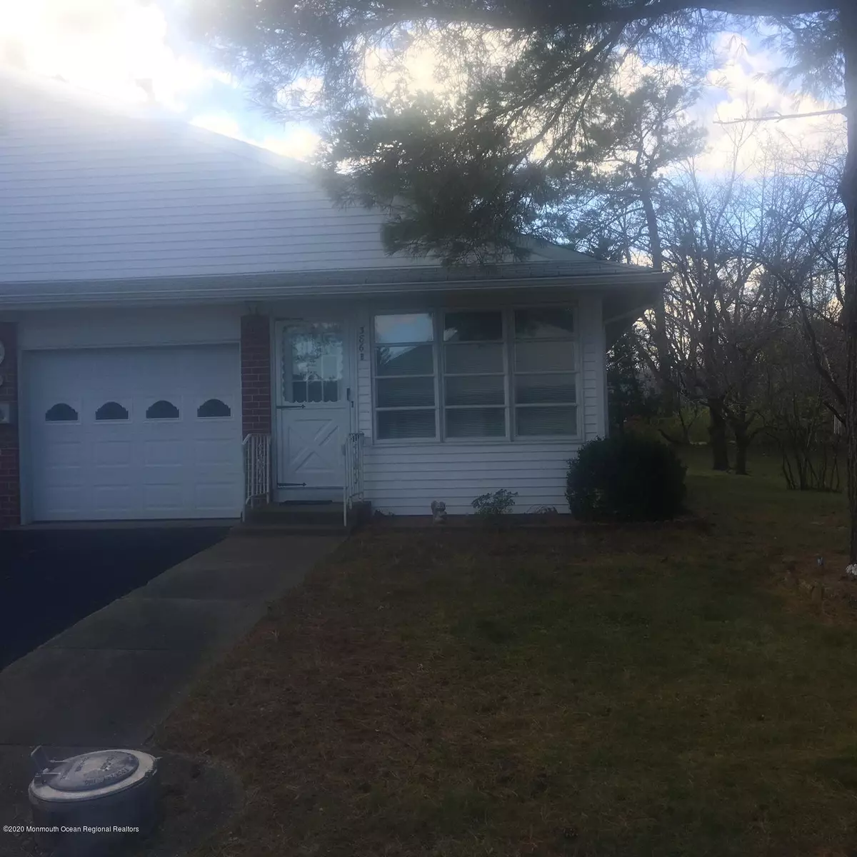 Whiting, NJ 08759,386 Fairway Lane #B