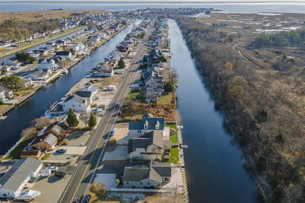 Lanoka Harbor, NJ 08734,803 Laurel Boulevard