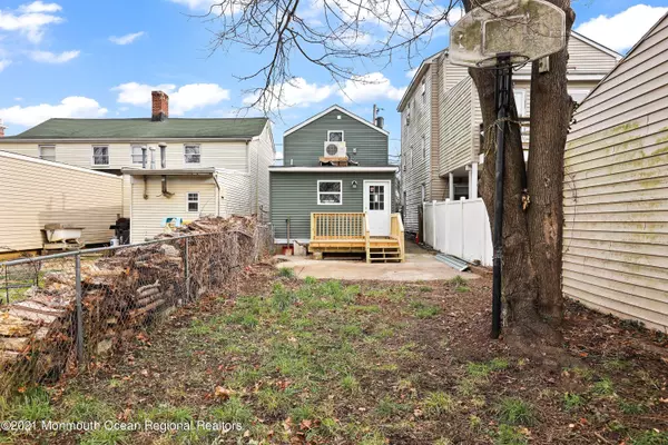 Keyport, NJ 07735,66 Main Street