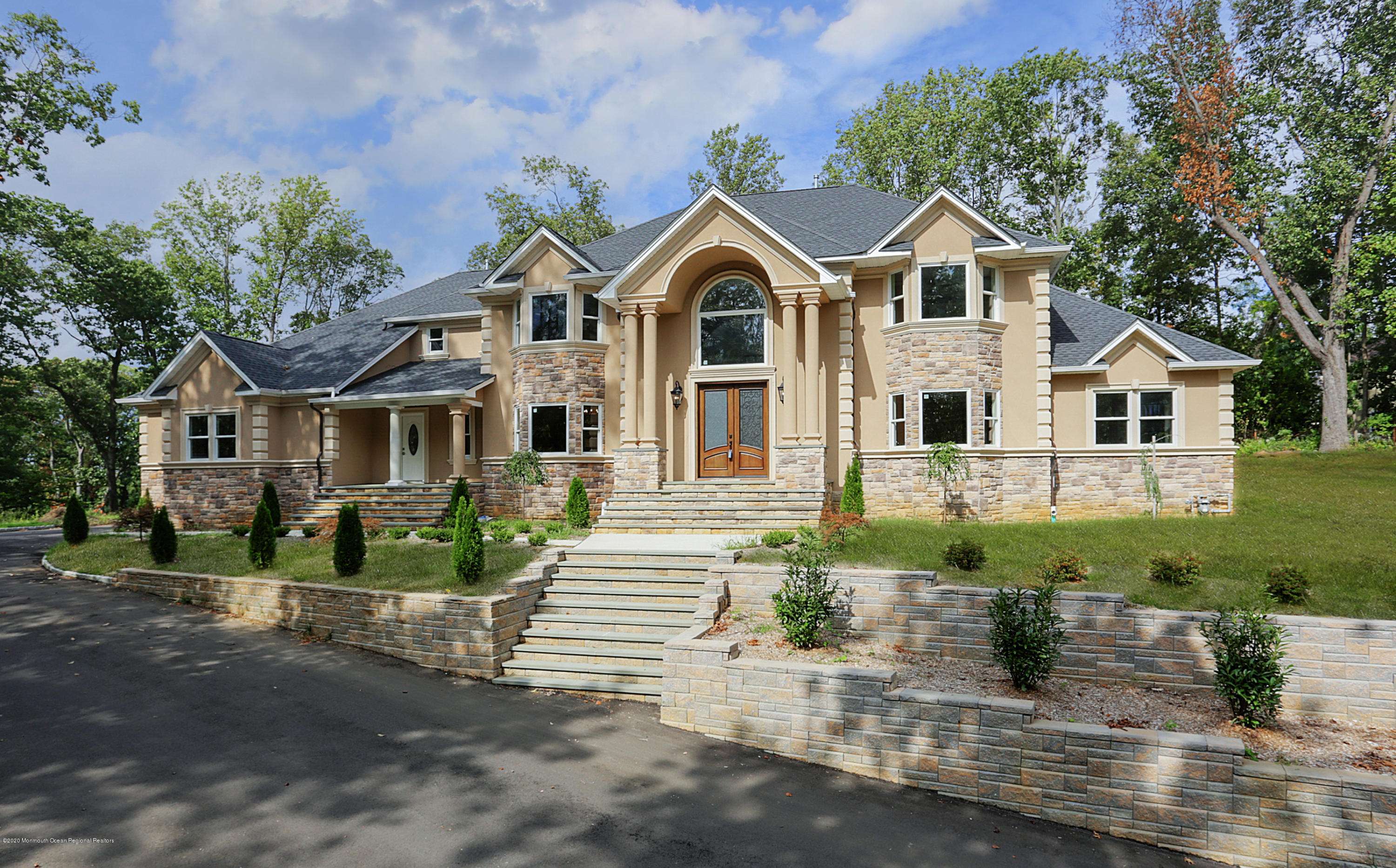 575 Kings Highway E, Middletown, NJ 07748