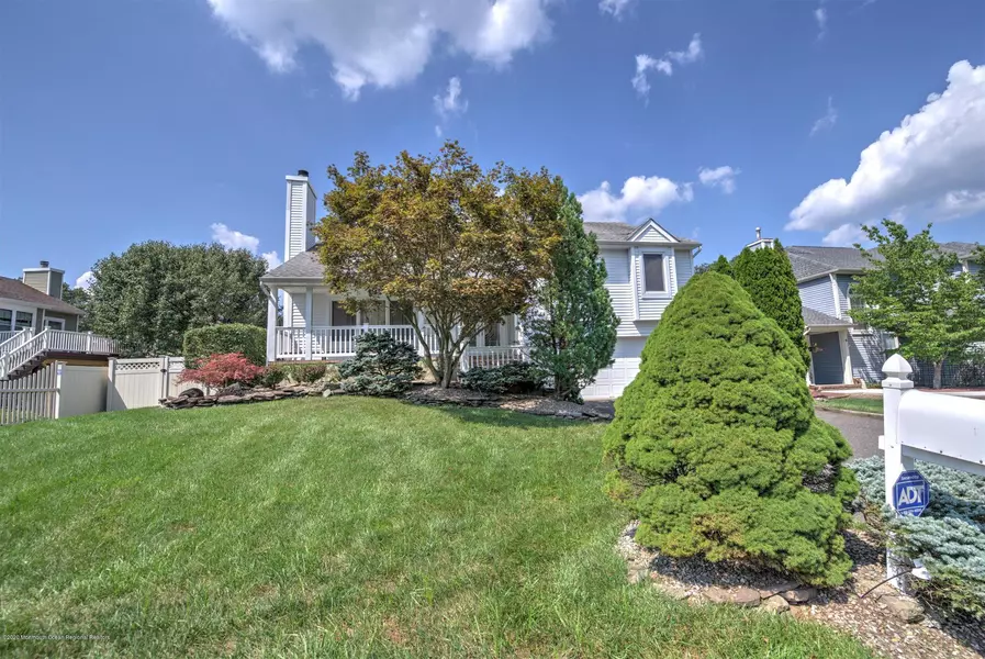 8 Arbor Drive, Howell, NJ 07731