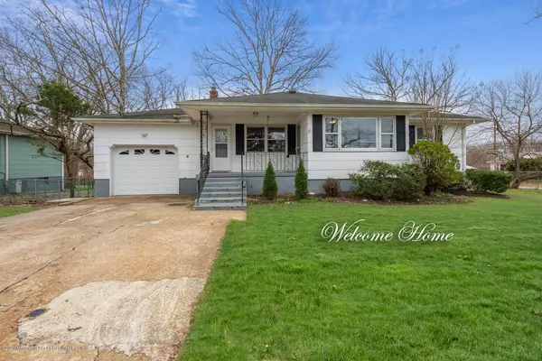 36 E 5th Street, Howell, NJ 07731