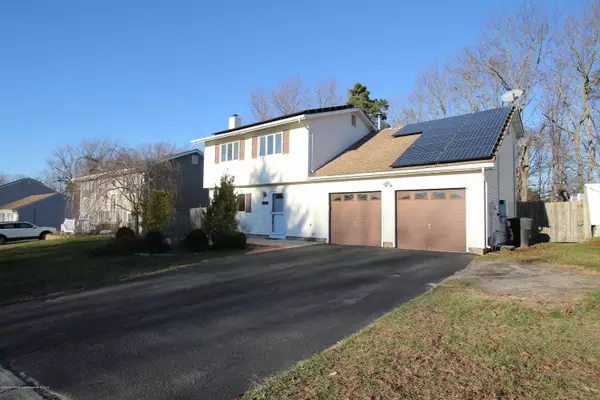 144 Schooner Avenue, Barnegat, NJ 08005