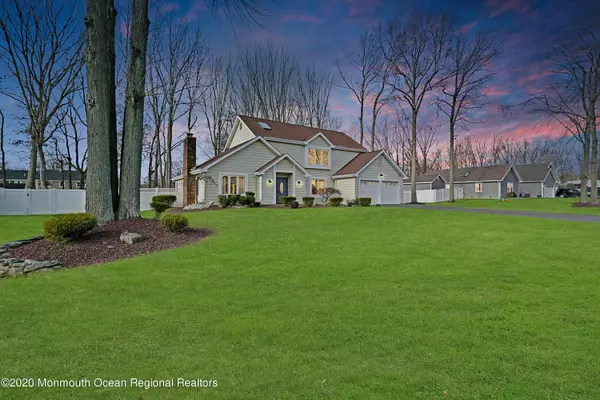 Matawan, NJ 07747,7 Grenoble Court