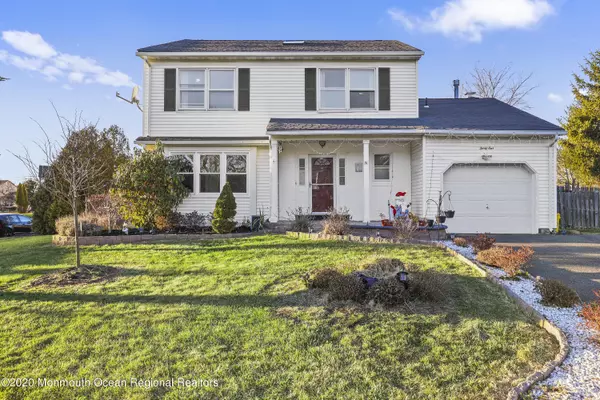 31 Wetherhill Way, Dayton, NJ 08810