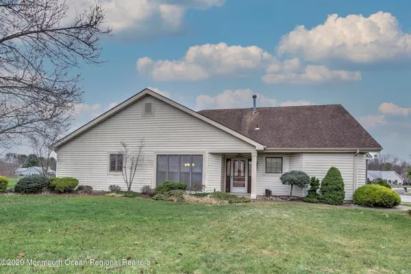 Marlboro, NJ 07746,25 Caldwell Terrace