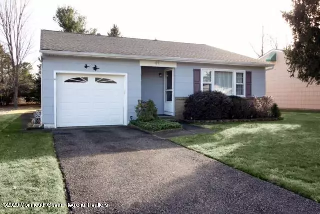 131 Northumberland Drive, Toms River, NJ 08757