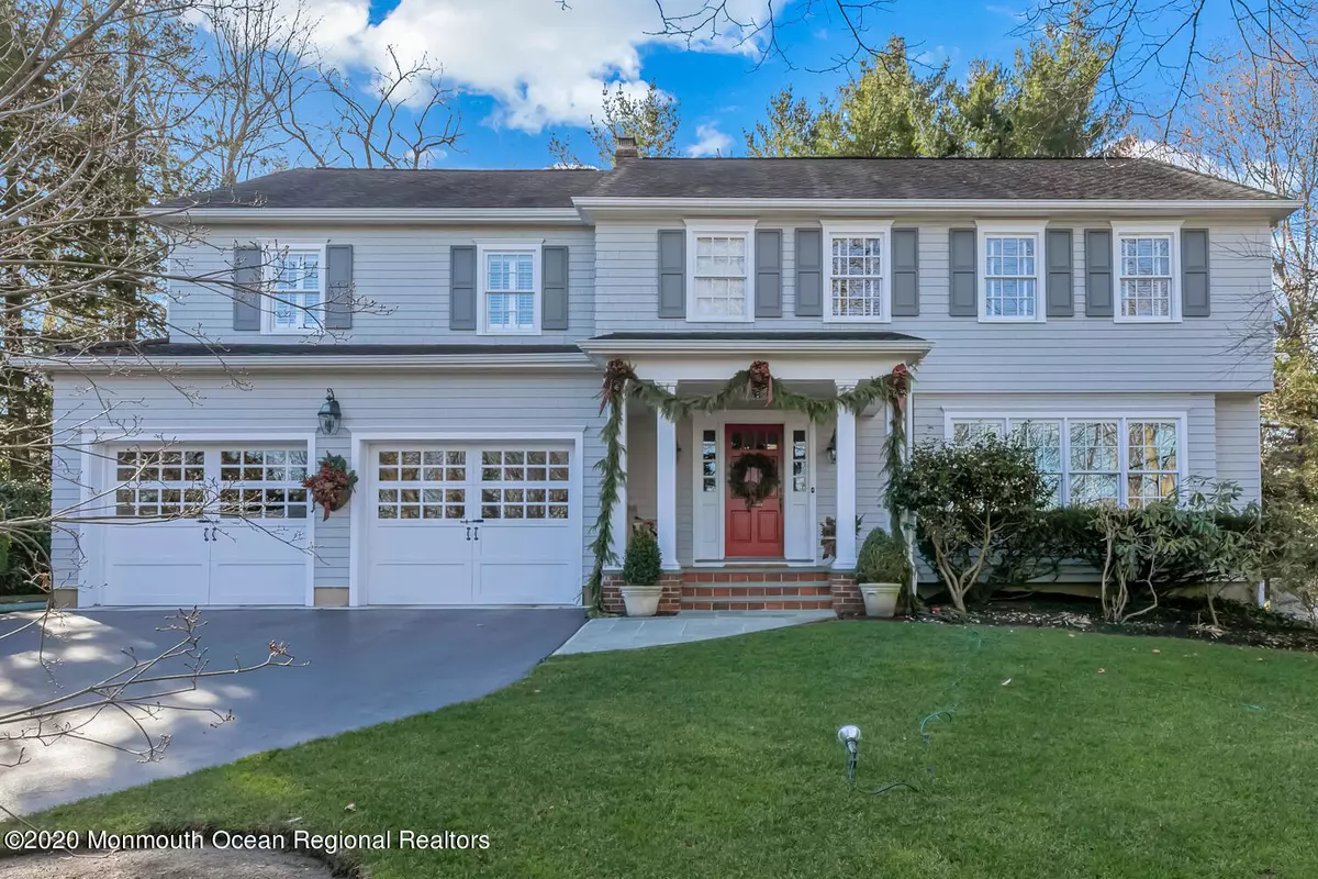 Rumson, NJ 07760,9 Oak Lane