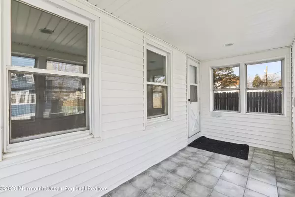 Matawan, NJ 07747,20 Clinton Street