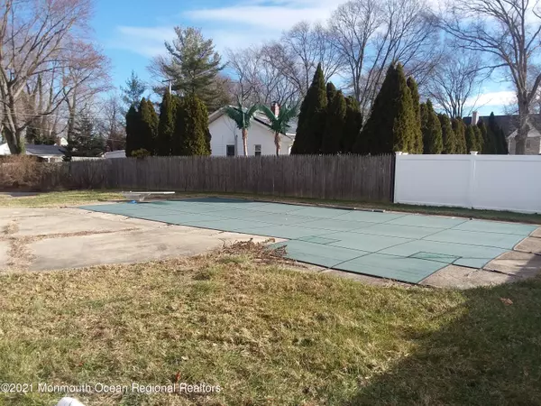 North Middletown, NJ 07748,5 Wealthy Avenue