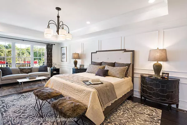 Holmdel, NJ 07733,6 Stratford Lane #611