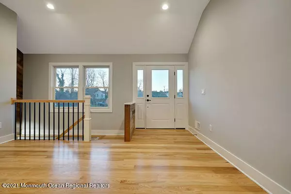 Wall, NJ 07719,1520 Gully Road