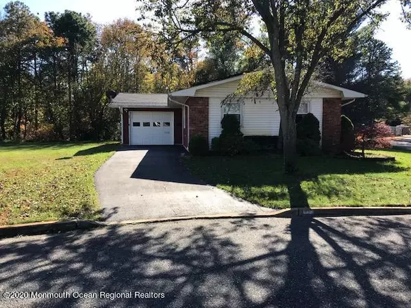 12 Holmes Court, Brick, NJ 08724