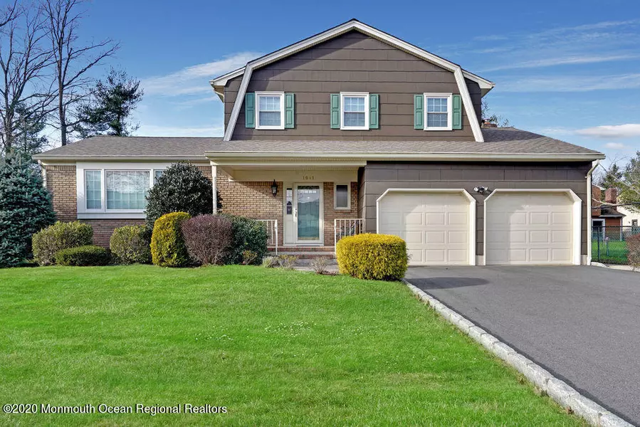 1041 Ellis Parkway, Middlesex, NJ 08846