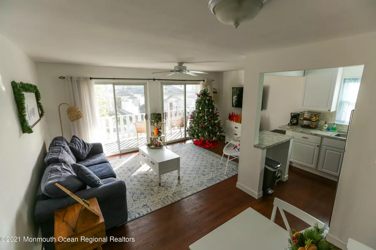 Belmar, NJ 07719,201 8th Avenue #6B