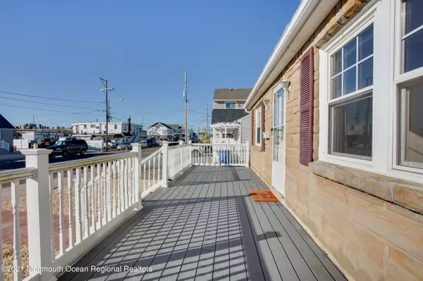 Ortley Beach, NJ 08751,20 6th Avenue