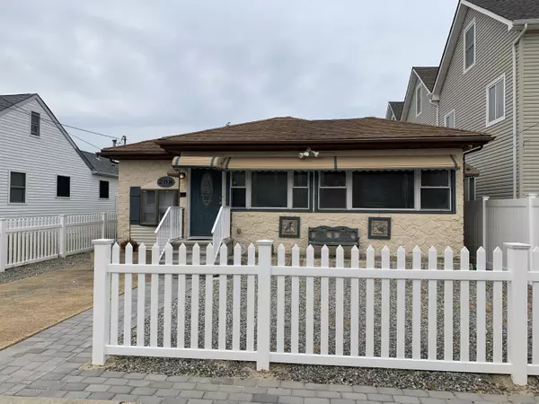 Seaside Heights, NJ 08751,208 Carteret Avenue